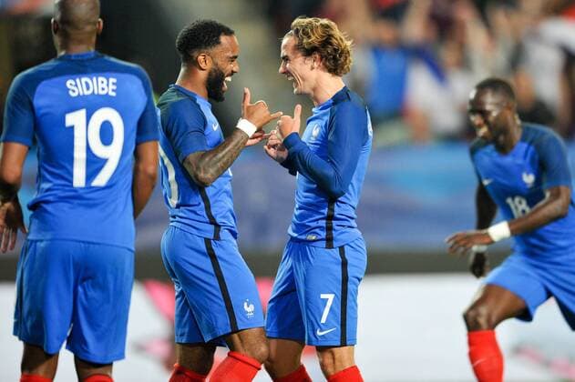 Fußball, Länderspiel, Frankreich - Paraguay 07 Antoine Griezmann (fra) - 20 ALEXANDRE LACAZETTE (fra) - JOIE FOOTBALL : France vs Paraguay - Match amical - 02 06 2017 FEP Panoramic 