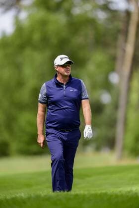 170603 Peter Hanson, Sverige, under dag tre av golftävlingen Nordea Masters den 3 juni 2017 i Barsebäck.  Copyright: PETTERxARVIDSON BB170603PA007