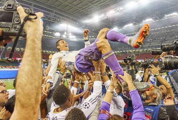 Cristiano RONALDO, Real Madrid 7 Jubel wird hochgeworfen REAL MADRID - JUVENTUS TURIN 3-1 Fussball UEFA Champions League, Final, Cardiff, Wales, June 03, 2017 CL Saison 2016 2017