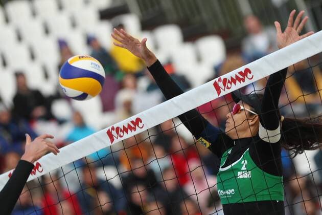 MOSCOW, RUSSIA â€“ JUNE 4, 2017: Talita Antunes of Brazil in action during the final match against US Brooke Sweat and Summer Ross at the Moscow leg of the 2017 FIVB Beach volleyball Beachvolleyball World Tour. Antunes with her teammate Larissa Franca won the gold medal match 2-0. Sergei Savostyanov TASS  TS051A44
