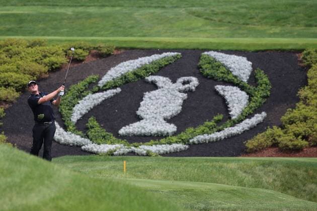 DUBLIN, OH - JUNE 04: Jason Kokrak hits out of the drop zone on the 12th hole during the final round of The Memorial Tournament on June 4th 2017, at the Muirfield Village Golf Club in Dublin, OH. (Photo by Ian Johnson Icon Sportswire) GOLF: JUN 04 PGA Golf Herren - the Memorial Tournament - Final Round Icon170604062 EDITORIAL USE ONLY
