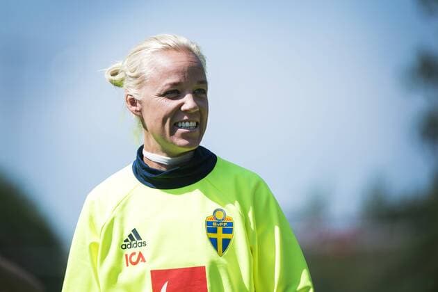 170605 Caroline Seger under en träning med det svenska damlandslaget i fotboll den 5 juni 2017 i Göteborg.  Copyright: LINExSKAUGRUDxLANDEVIK BB170605LS006