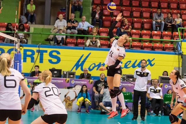 Volleyball: Montreux Volley Masters 2017, 09.06.2017 Louisa Lippmann ( 11, Germany) smashing in the match Germany versus Poland at the Volleyball: Montreux Volley Masters 2017 on June, 09, 2017 in Montreux, Schweiz xUSx