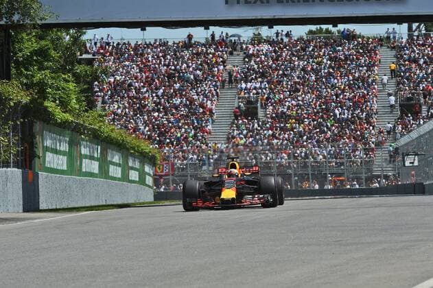 Daniel Ricciardo (Red Bull Racing) mit seinem Auto auf der Strecke, Grosser Preis von Kanada 2017, Qualifikation, Motorsport, Formel 1, 10.06.2017, Montreal Copyright: xAndre Eibner-Pressefotox EP_JAE
