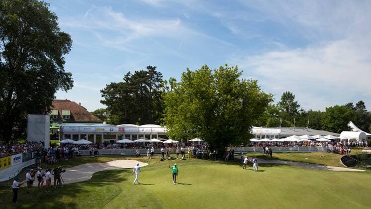 GOLF - PGA Golf Herren Lyoness Open 2017 ATZENBRUGG,AUSTRIA,11.JUN.17 - GOLF - PGA European Tour, Lyoness Open, Diamond Country Club. Image shows an overview of the green with Sepp Straka (AUT) and Dylan Frittelli (RSA). GEPAxpictures xMaticxKlansek