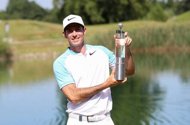 GOLF - PGA Golf Herren Lyoness Open 2017 ATZENBRUGG,AUSTRIA,11.JUN.17 - GOLF - PGA European Tour, Lyoness Open, Diamond Country Club. Image shows Dylan Frittelli (RSA). Keywords: trophy. GEPAxpictures xChristianxWalgram