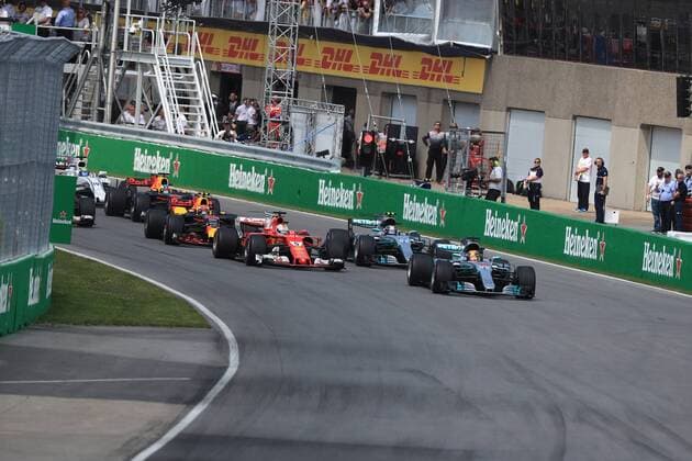 June 11th 2017, Circuit Gilles Villeneuve, Montreal Quebec, Canada; Formula One Grand Prix, Race Day; Lewis Hamilton - Mercedes AMG Petronas F1 W08 EQ Energy+ leads the race start into Turn 1 xOctanex  ActionPlus11889759