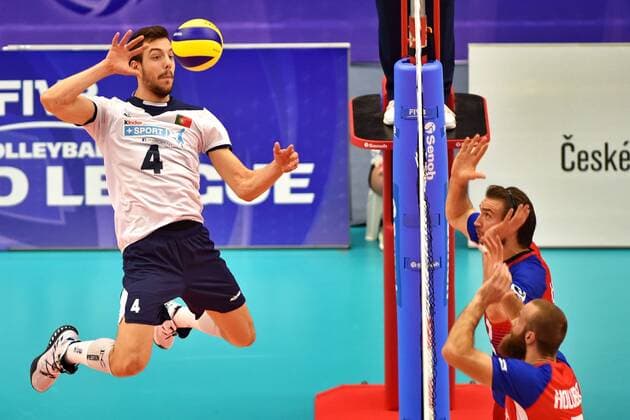 From left FILIP CVETICANIN of Portugal and JAN HADRAVA, ALES HOLUBEC both of Czech Republic in action during the match FIVB World League Czech Republic vs Portugal in Ceske Budejovice, Czech Republic, June 11, 2017. (CTKxPhoto VaclavxPancer) CTKPhotoP201706110582301  VPC_13
