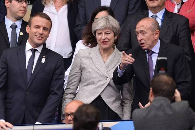 EMMANUEL MACRON - Theresa May (PREMIER MINISTRE DU ROYAUME UNI) - GERARD COLLOMB (MINISTRE DE L INTERIEUR) FOOTBALL : France vs Angleterre - Match Amical - 13 06 2017 AnthonyBIBARD FEP Panoramic 