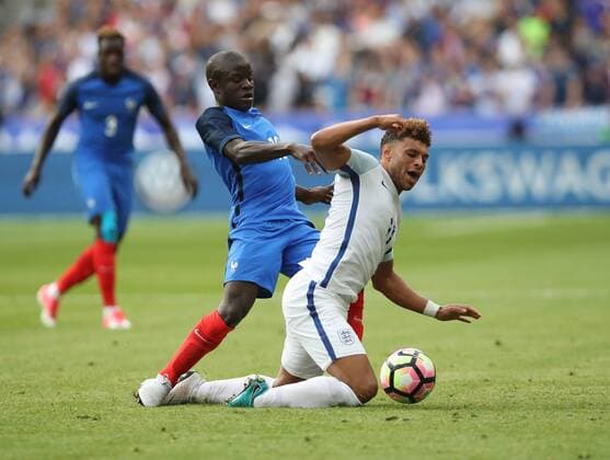 France s N?Golo Kante tussles with England s Alex Oxlade-Chamberlain during the Friendly match at Stade De France Stadium, Paris Picture date 13th June 2017. Picture credit should read: David Klein Sportimage EDITORIAL USE ONLY. No use with unauthorised audio, video, data, fixture lists, club league logos or live services. Online in-match use limited to 120 images, no video emulation. No use in betting, games or single club league player publications.