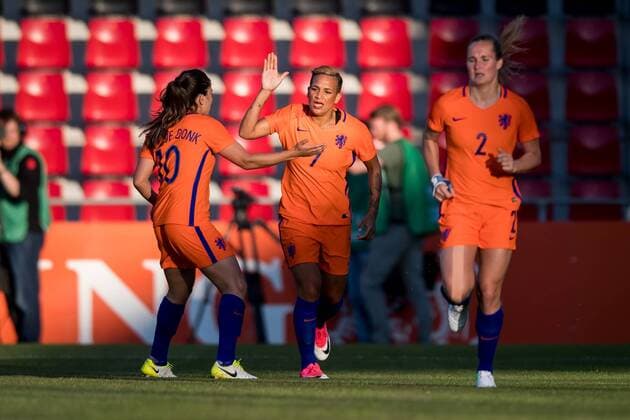 Shanice van de Sanden of the Netherlandsduring the friendly match between the women of The Netherlands and Austria at at The Adelaarshorst on on June 13, 2017 in Deventer, The Netherlands Women: Netherlands v Austria Friendly match 2016 2017 xVIxVIxImagesx xRonaldxBonestrooxIVx 8002096