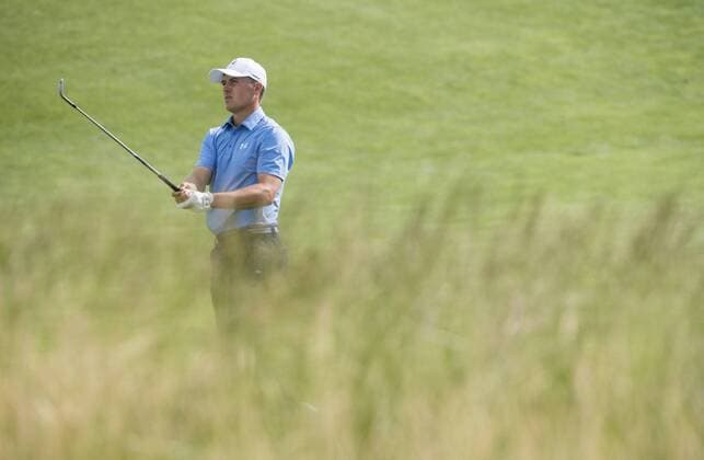 Jordan Spieth hits from the 12th fairway during round 1 of the 117th U.S. Open golf tournament at Erin Hill golf course in Erin, Wisconsin on June 15, 2017.  WIS20170615316 KEVINxDIETSCH