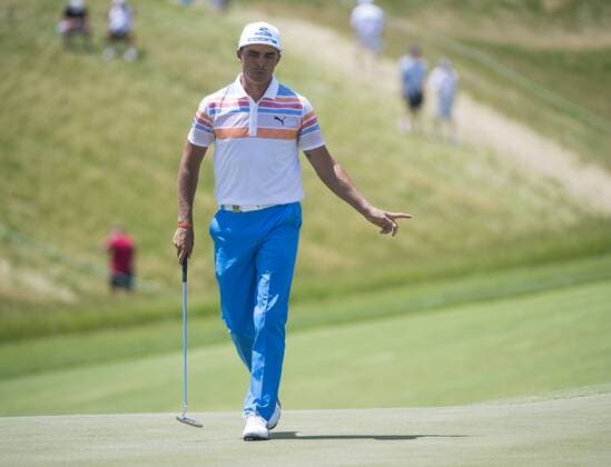 Rickie Fowler reacts to a putt on the 9th green during round 1 of the 117th U.S. Open golf tournament at Erin Hill golf course in Erin, Wisconsin on June 15, 2017.  WIS20170615337 KEVINxDIETSCH