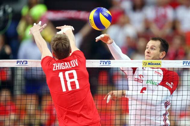 Katowice , Hala Spodek 15.06.2017 , Siatkowka Reprezentacja , Kadra , Liga Swiatowa 2017 Runda eliminacyjna , Grupa 1 Polska - Rosja NZ Maxim Zhigalov ( RUS ) Bartosz Kurek ( POL ) FOT Michal Nowak Newspix.pl Katowice , Spodek Hall 15.06.2017 Sport , Volleyball National Teams , World League 2017 Preliminary Round Group 1 Poland - Russia photo by Michal Nowak Newspix.pl --- Newspix.pl  170615MIN060