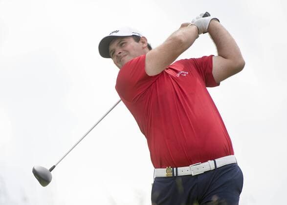 Patrick Reed hits off the 17th tee during round 3 of the 117th U.S. Open golf tournament at Erin Hill golf course on June 17, 2017 in Erin, Wisconsin.  WIS20170617309 KEVINxDIETSCH