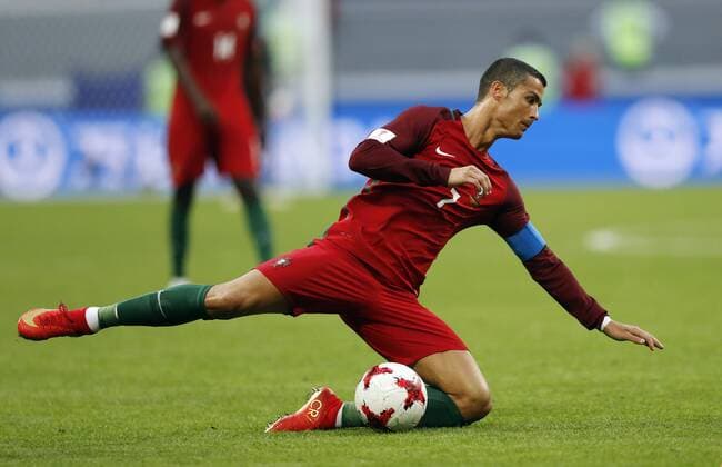 Portugal vs. Mexico KAZAN, RT - 18.06.2017: PORTUGAL VS. MEXICO - Cristiano RONALDO of Portugal during a match between Portugal and Mexico valid for the first round of the Confederations Cup 2017 on Sunday (18), held at the Kazan Arena in Kazan, Russia. (Photo: Rodolfo Buhrer La Imagem Fotoarena) x1339436x  RodolfoxBuhrer