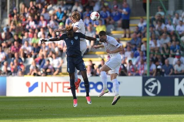 KIELCE 19.06.2017 MECZ GRUPA A MISTRZOSTWA EUROPY U-21 W PILCE NOZNEJ 2017: SLOWACJA - ANGLIA --- 2017 UEFA EUROPEAN U21 U 21 CHAMPIONSHIP MATCH: SLOVAKIA - ENGLAND TAMMY ABRAHAM MILAN SKRINIAR FOT. KAROL BARWICKI 400mm.pl NEWSPIX.PL --- Newspix.pl FRANCE OUT!  170619BAR006
