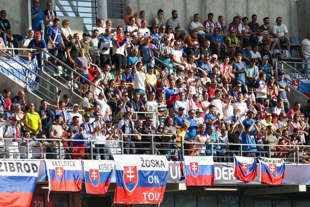 19.06.2017, Kielce, UEFA EURO EM Europameisterschaft Fussball Under21 Championships Slovakia - England , Mistrzostwa Europy U-21 Slowacja - Anglia International football , N Z Slovakia fans kibice , FOT. Adam Jastrzebowski newspix.pl --- Newspix.pl FRANCE OUT!  20170619_awj_2139