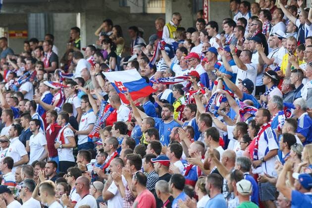 19.06.2017, Kielce, UEFA EURO EM Europameisterschaft Fussball Under21 Championships Slovakia - England , Mistrzostwa Europy U-21 Slowacja - Anglia International football , N Z Slovakia fans kibice , FOT. Adam Jastrzebowski newspix.pl --- Newspix.pl FRANCE OUT!  20170619_awj_2140