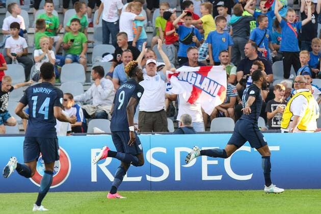 19.06.2017, Kielce, UEFA EURO EM Europameisterschaft Fussball Under21 Championships Slovakia - England , Mistrzostwa Europy U-21 Slowacja - Anglia International football , N Z Nathan Redmond (ENG) gol bramka radosc goal celebration , FOT. Adam Jastrzebowski newspix.pl --- Newspix.pl FRANCE OUT!  20170619_awj_2213