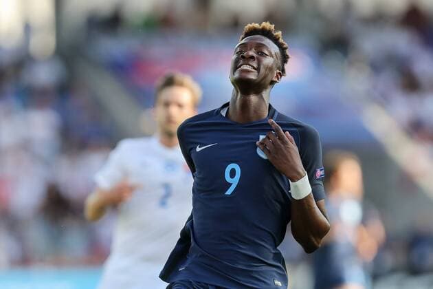 Kielce, Polen, 19.06.2017, Laenderspiel, Gruppenphase - Under 21 European Championship EM Europameisterschaft Slowakei - England, Tammy Abraham (GBR) gestikuliert ( DeFodi507