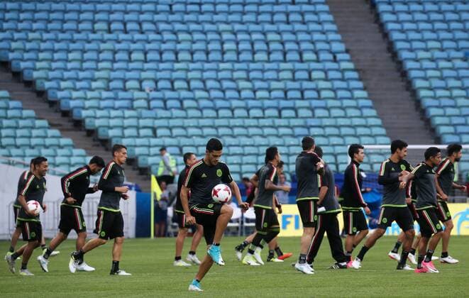 SOCHI, RUSSIA â€“ JUNE 20, 2017: Players of the Mexican national football team training ahead of their upcoming 2017 FIFA Confederations Cup match against New Zealand. Sergei Fadeichev TASS  TS053D69