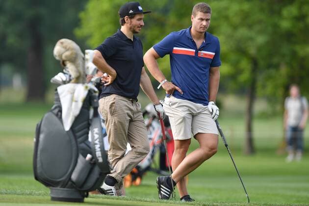 v.li:Skistar Felix NEUREUTHER mit Rodelas Felix LOCH. ProAm ,GOLF,BMW International Open 2017 am 21.06.2017 in Muenchen Eichenried.