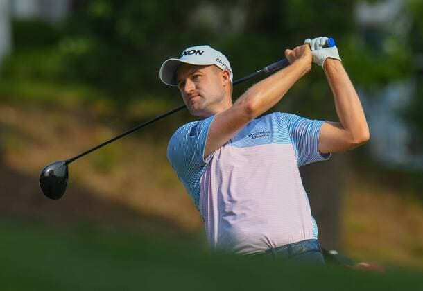 Thursday June 22, 2017: Russell Knox follows his tee shot on the 18th hole during the opening round of the Travelers Golf Championship at TPC River Highlands in Cromwell, Connecticut. CSM PGA Golf Herren 2017: Travelers Championship JUN 22 - ZUMAc04_ 20170622_zaf_c04_104 Copyright: xGregoryxVasilx