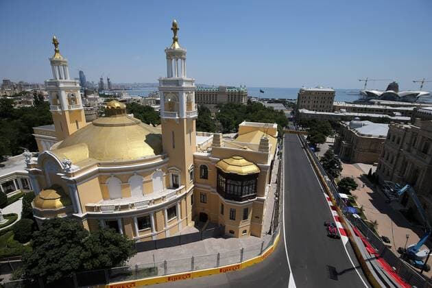 Azerbaijan Grand Prix, Baku 22 - 25 June 2017 23.06.2017 - Free Practice 1, Carlos Sainz Jr (ESP) Scuderia Toro Rosso STR12 