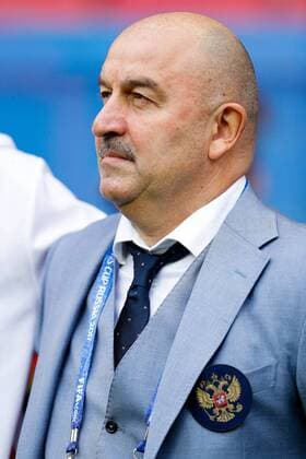 Mexico vs. Russia SAO PETERSBURGO, MO - 24.06.2017: MEXICO VS. RUSSIA - Russia coach Stanislav CHERCHESOV during a match between Mexico and Russia valid for the third round of the 2017 Confederations Cup on Saturday (24) held Arena Kazan in Kazan, Russia. (Photo: Marcelo Machado de Melo Fotoarena) x1343512x  MarceloxMachadoxdexMelo
