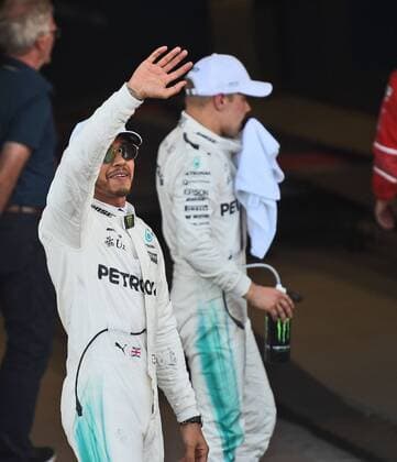Lewis Hamilton (Mercedes AMG Petronas Formula One Team) jubelt, Grosser Preis von Aserbaidschan 2017, Qualifikation, Motorsport, Formel 1, 24.06.2017, Baku Copyright: xAndre Eibner-Pressefotox EP_JAE