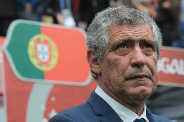June 24, 2017 - Saint Petersburg, Russia - Portugal s coach Fernando Santos reacts during the 2017 FIFA Confederations Cup match, first stage - Group A between New Zealand and Portugal at Saint Petersburg Stadium on June 24, 2017 in St. Petersburg, Russia. New Zealand v Portugal: Group A - FIFA Confederations Cup Russia 2017  - ZUMAn230 20170624_zaa_n230_223 Copyright: xIgorxRussakx