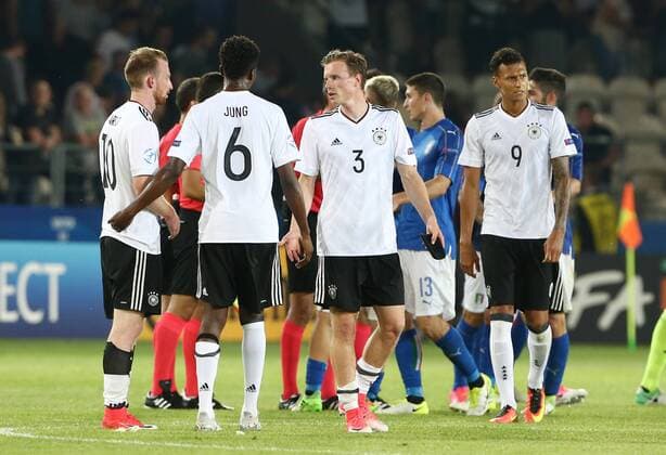 Maximilian Arnold, Gideon Jung, Yannick Gerhardt, Davie Selke trotz Niederlage im Halbfinale Fußball Fussball U21 U 21 EM Europameisterschaft Länderspiel Saison 2016 2017 24.06.2017 DFB Nationalmannschaft GER BRDeutschland vs. Italien