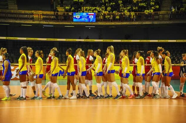 V?lei Feminino Brasil x Pol?nia BELO HORIZONTE, MG - 27.06.2017: VÔLEI FEMININO BRASIL X POLÔNIA - Players from Brazil during the friendly match of Women& 3Volleyballball between the selections of Brazil and Poland held at the Mineirinho in Belo Horizo MG, on the the night of Tuesday (27). (Photo: Mourão Panda Fotoarena) x1345709x  MourãoxPanda