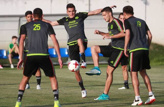SOCHI, RUSSIA - JUNE 28, 2017: Players of the Mexican men s national football team seen during a training session ahead of the 2017 FIFA Confederations Cup semifinal match against Germany. The game is scheduled for June 29, 2017. Sergei Fadeichev TASS  TS05537B