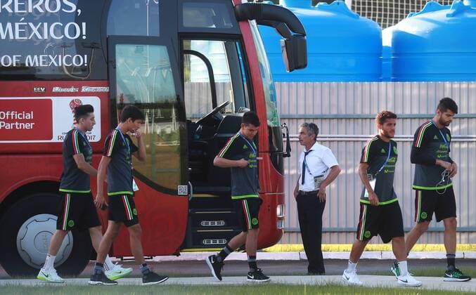 SOCHI, RUSSIA - JUNE 28, 2017: Players of the Mexican men s national football team seen during a training session ahead of the 2017 FIFA Confederations Cup semifinal match against Germany. The game is scheduled for June 29, 2017. Sergei Fadeichev TASS  TS05537D