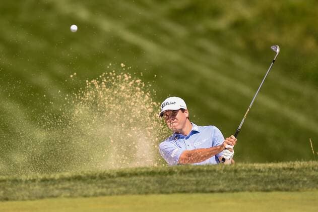 Bilder des Tages SPORT JUN 29, 2017 - Ben Martin (USA) blasts out of the green side bunker on hole sixteen during the opening round at the 2017 Quicken Loans National at the Tournament Players Club in Potomac MD. PGA Golf Herren 2017: Quicken Loans National JUN 29 - ZUMAcjm_ 20170629_zaf_cjm_055 Copyright: xJohnxMiddlebrookx