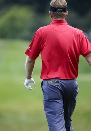 POTOMAC, MD - JUNE 30: Beat Army on Billy Hurley III s notebook is visible as he heads down the 8th fairway during the second round of the Quicken Loans National on June 30, 2017 at TPC Potomac at Avenel Farm in Potomac, MD.(Photo by Justin Cooper Icon Sportswire) GOLF: JUN 30 PGA Golf Herren - Quicken Loans National - Second Round Icon170630025 EDITORIAL USE ONLY