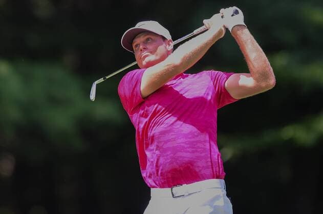 JUL 01, 2017 - Nick Watney (USA) tees off on number nine during the third round at the 2017 Quicken Loans National at the Tournament Players Club in Potomac MD. PGA Golf Herren 2017: Quicken Loans National JUL 01 - ZUMAcjm_ 20170701_zaf_cjm_002 Copyright: xJohnxMiddlebrookx