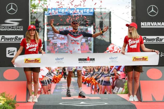 TRIATHLON - Ironman Austria 2017 KLAGENFURT,AUSTRIA,02.JUL.17 - TRIATHLON, RUNNING - Ironman Austria. Image shows the rejoicing of Jan Frodeno (GER). GEPAxpictures xMaticxKlansek
