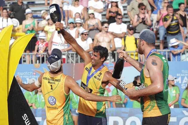 Swatch Beach volleyball Beachvolleyball Major Series, Awarding medals 02.07.2017., Croatia, Porec - Volleyball Tournament Swatch Beach Volleyball Major Series. Awarding medals. First place was won by Brazil (Pedro Solbe Guto Carval), Italy second (Lupo Nicolai) and Brazil third (Alison Bruno). Gustavo Albrecht Carvalhaes, Pedro Solberg, Alison Cerutti.  LukaxStanzl PIXSELL