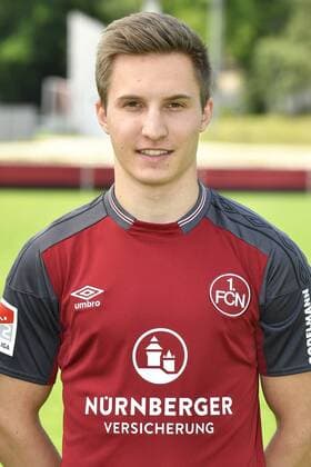 03.07.2017 - 1. FC Nürnberg FCN Club - 2. Fußball Bundesliga BL - Saison 2017 2018 - Fototermin Porträttermin Portraittermin - - Dennis Lippert (34, 1. FC Nürnberg FCN ) Einzelbild Einzelfoto Portrait Porträt Kopfbild