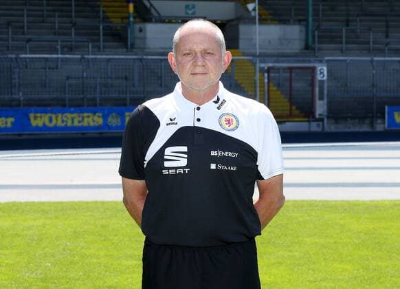 Leiter Physio Guenter Jonczyk (Eintracht Braunschweig)