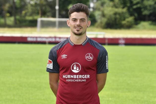 03.07.2017 - 1. FC Nürnberg FCN Club - 2. Fußball Bundesliga BL - Saison 2017 2018 - Fototermin Porträttermin Portraittermin - - Tim Leibold (23, 1. FC Nürnberg FCN ) Einzelbild Einzelfoto Portrait Porträt Kopfbild