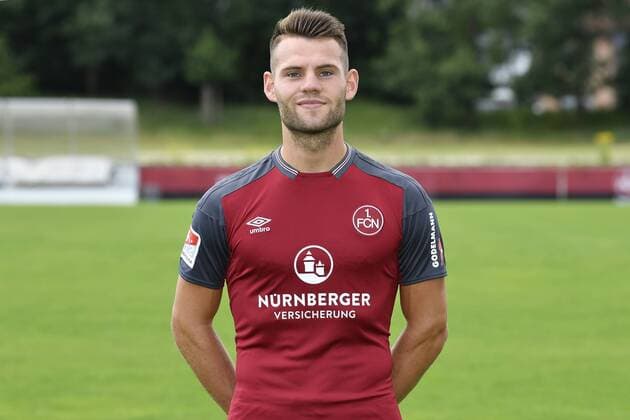 03.07.2017 - 1. FC Nürnberg FCN Club - 2. Fußball Bundesliga BL - Saison 2017 2018 - Fototermin Porträttermin Portraittermin - - Eduard Löwen (38, 1. FC Nürnberg FCN ) Einzelbild Einzelfoto Portrait Porträt Kopfbild