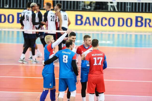 players of the Serbian team celebrates VOLLEY BALL : Serbie vs Etats Unis - FIVB Volleyball World League 2017 - Curitiba - 05 07 2017 GeraldoBubniak Panoramic 