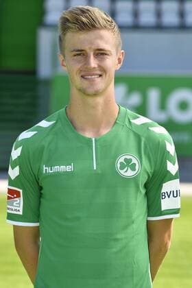 06.07.2017 - SpVgg Spielvereinigung Greuther Fürth Kleeblatt - 2. Fußball Bundesliga BL - Saison 2017 2018 - Fototermin Porträttermin Portraittermin - - Sebastian Ernst (15, SpVgg Greuther Fürth ) Einzelbild Einzelfoto Portrait Porträt Kopfbild