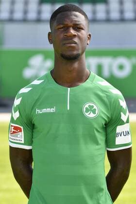 06.07.2017 - SpVgg Spielvereinigung Greuther Fürth Kleeblatt - 2. Fußball Bundesliga BL - Saison 2017 2018 - Fototermin Porträttermin Portraittermin - - Stephen Sama (2, SpVgg Greuther Fürth ) Einzelbild Einzelfoto Portrait Porträt Kopfbild