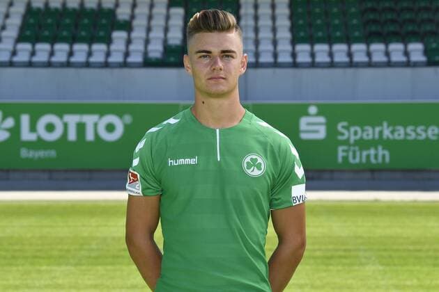 06.07.2017 - SpVgg Spielvereinigung Greuther Fürth Kleeblatt - 2. Fußball Bundesliga BL - Saison 2017 2018 - Fototermin Porträttermin Portraittermin - - Daniel Steininger ( 31, SpVgg Greuther Fürth ) Einzelbild Einzelfoto Portrait Porträt Kopfbild