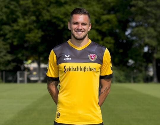 Fußball, 2. Bundesliga, Saison 2017 2018, SG Dynamo Dresden, Porträttermin, (06.07.2017). Pascal Testroet. RM001